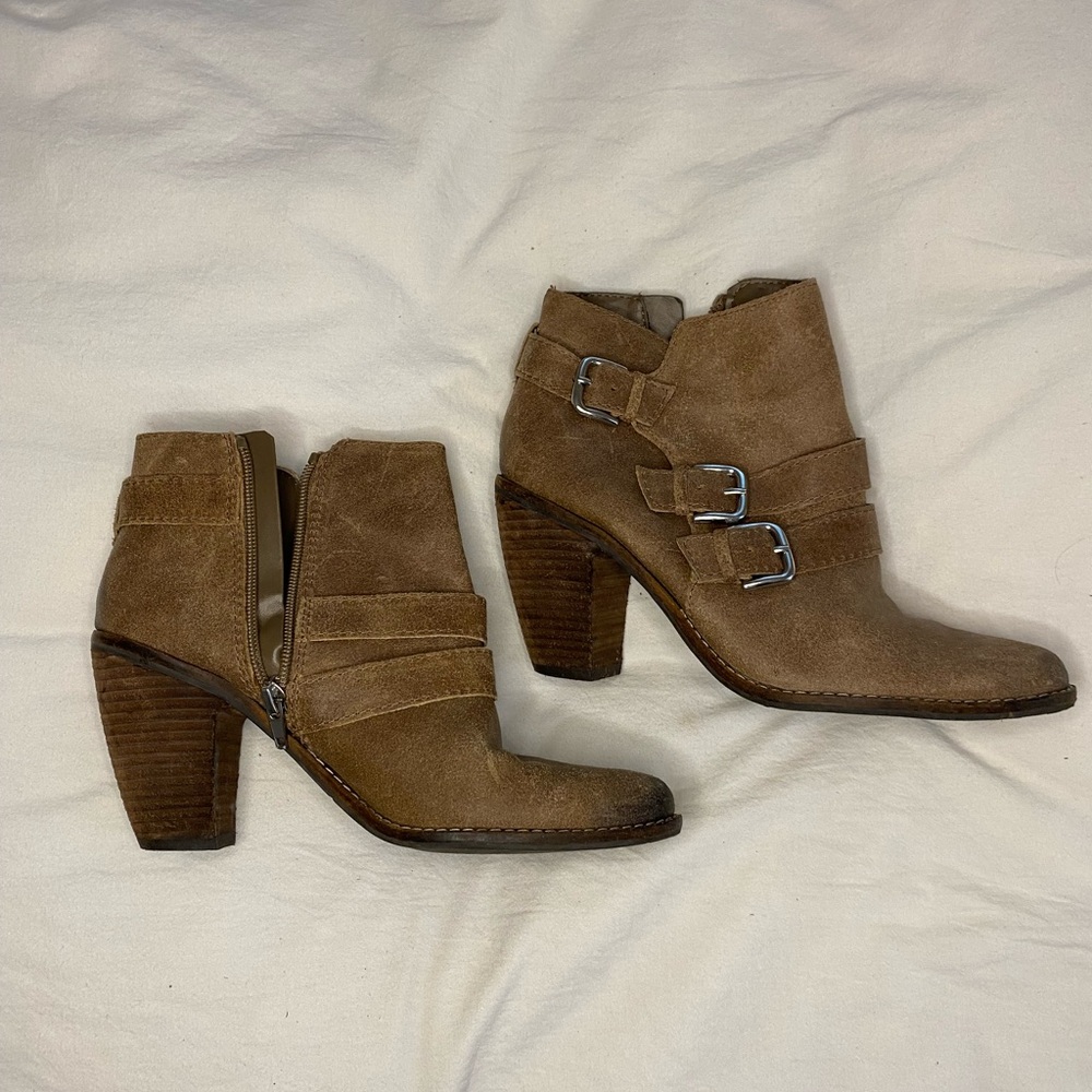 Dolce Vita Tan Leather Ankle Boots 8